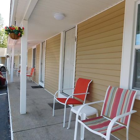 Emerald Isle Inn - ハンプトン エクステリア 写真